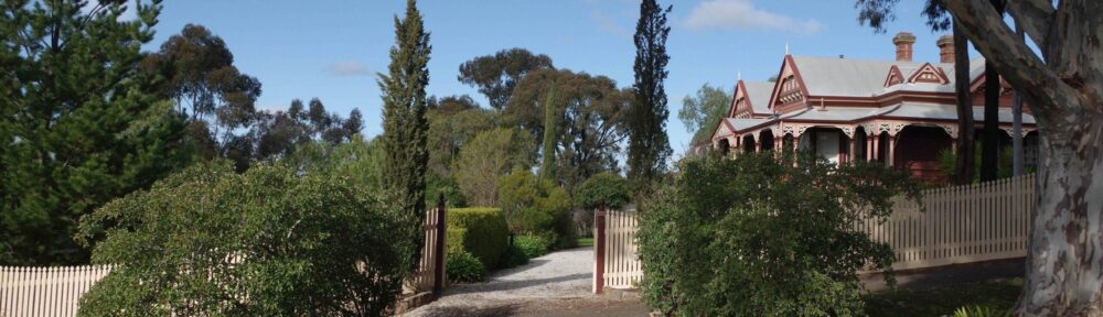 Minilya House & Garden, Maldon
